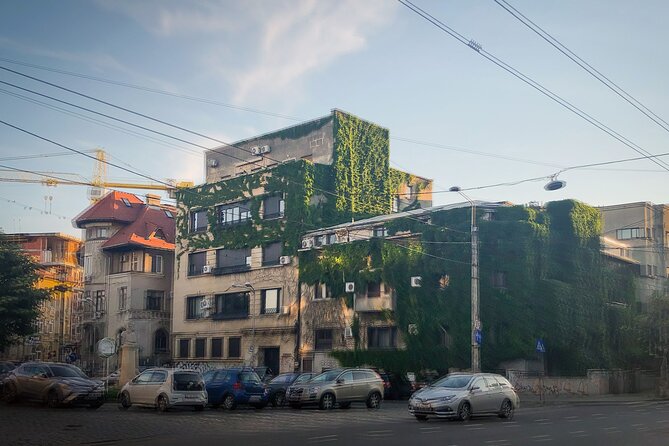 Bucharest: Craft Beer Tour with Traditional Meal Included - Who should book this experience