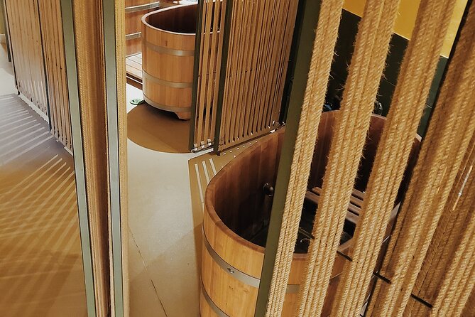 Budapest Exclusive Thermal Spa LUKACS LUXURIOUS PRIVATE BEER BATH - How to fit it into a Budapest day