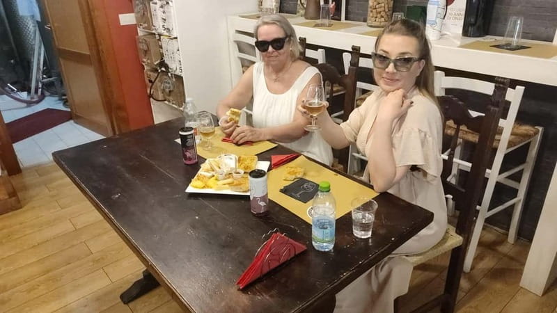 Cagliari: artisan beer and cheese tasting - How long the hour feels