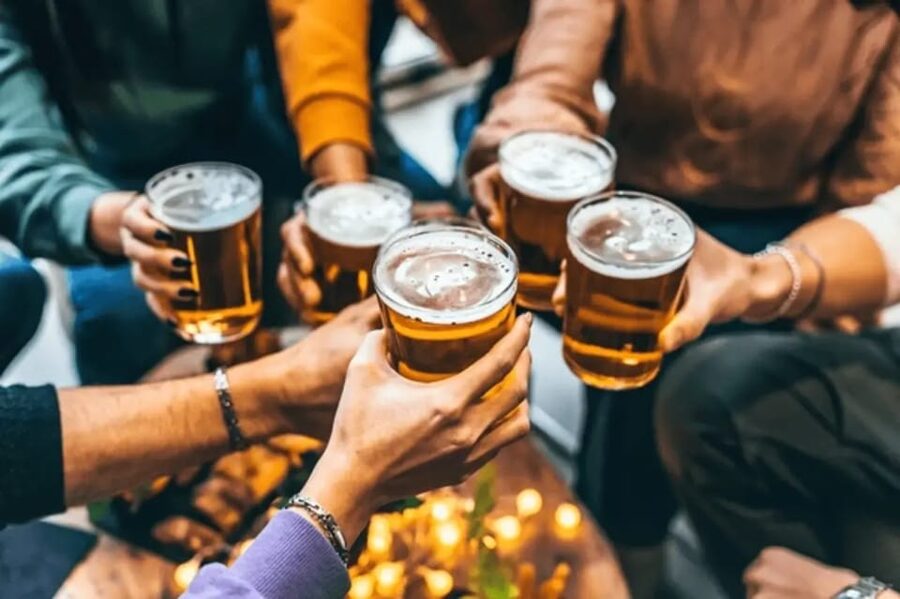 Charleston: Craft Beer and Cocktails Guided Tour - Why this Charleston night tour works
