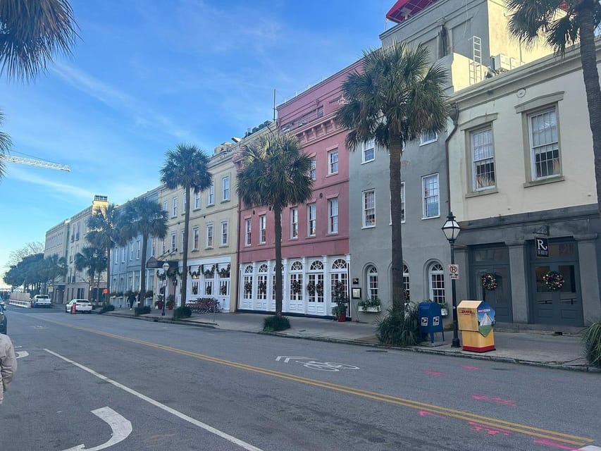 Charleston: Craft Beer and Cocktails Guided Tour - Bar trivia with a Charleston angle