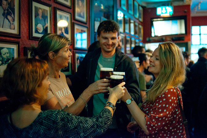 Classic Irish Pubs Private Tour of Dublin: Live Music, Beer and Nightlife - Wood Quay and the Viking past