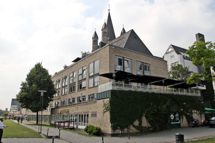 Cologne: Brewery Tour with Kölsch and Halven Hahn - Key points at a glance
