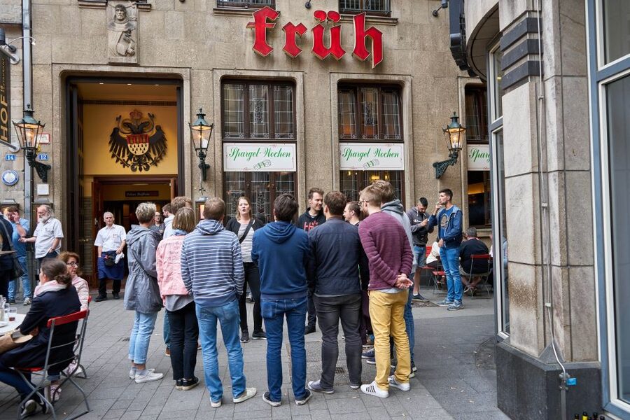 Cologne: Kölsch Beer and Brew House 2-Hour Tour - Fountains, statues, and old Cologne stories