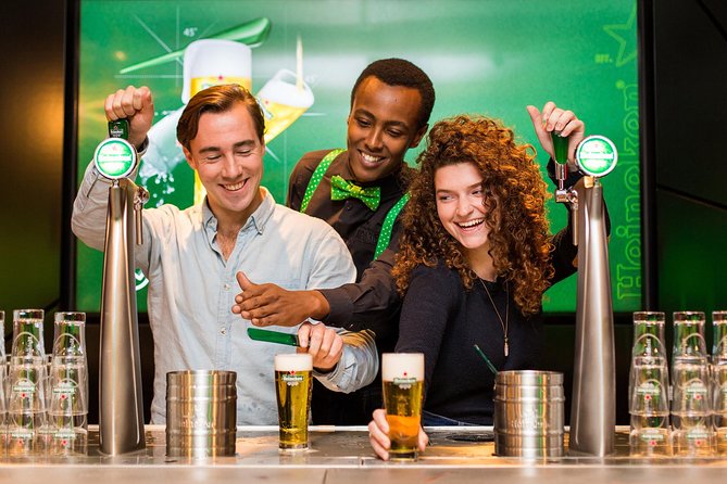 Combo Ticket: Heineken Experience Amsterdam and 1h Canal Cruise - Two drinks make the final stop worthwhile