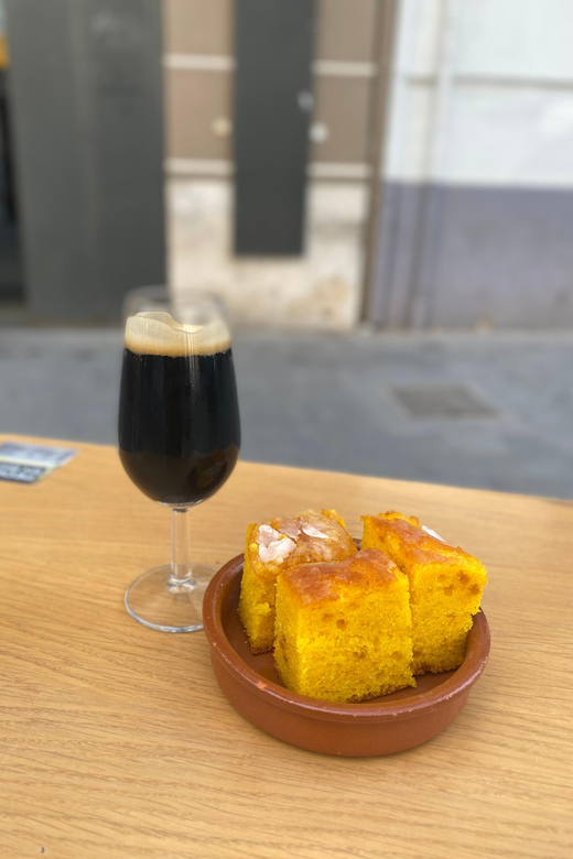 Craft Beer Tasting and tapas in Valencia - The value of €26, or about $32