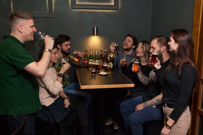 Czech Beer Tasting Experience - Cheese and crackers: a small but useful pairing