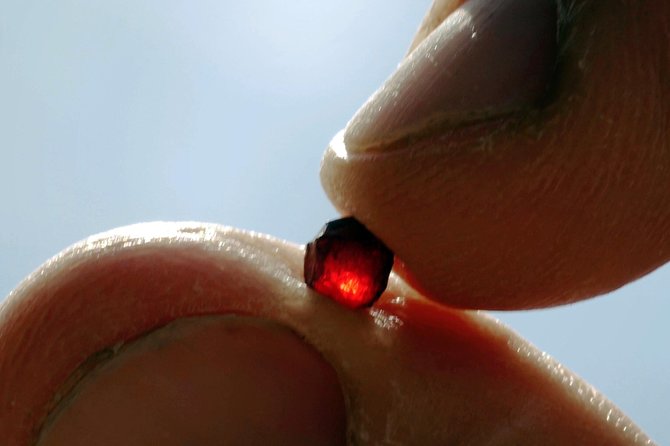 Czech garnet panning, scenic drive, farm & cheese, lunch & beer - The mysterious castle stop