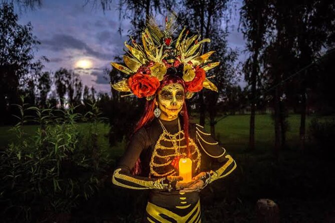 Day of the Dead Night in Xochimilco: Dinner & beer tasting - A Day of the Dead evening on Xochimilco’s canals