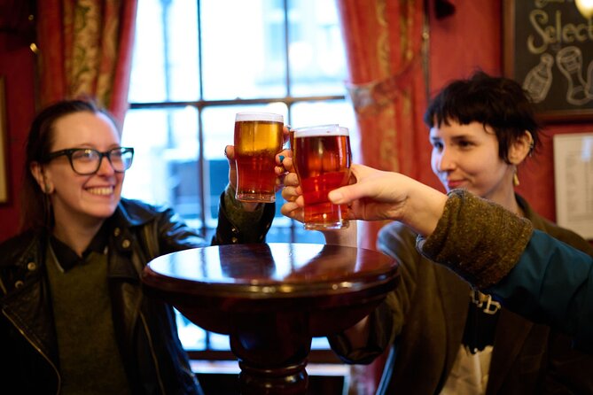 Devour London Historical Pub Tour:Traditional British Food & Ales - Four historic pubs, four British tastings, one old London walk