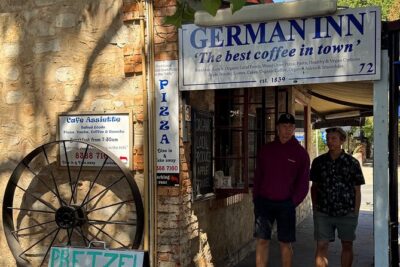 “Discover Hahndorf: Wine, Cheese, Beer, Shops & Lunch Day Trip”