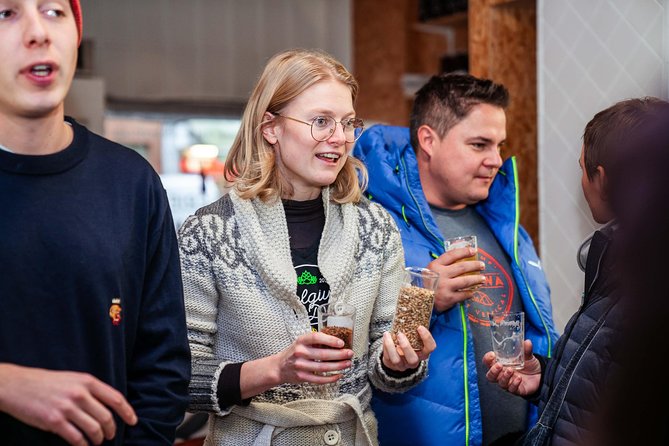 Discover our Brussels craft breweries with a local, passionate, young guide - Ending with two more beers and Belgian snacks
