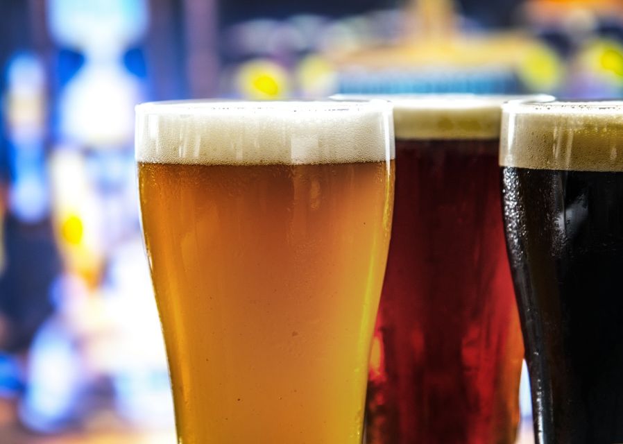 Discover the Best Local Beers in Krakow with Private Guide - What the guide adds to the evening