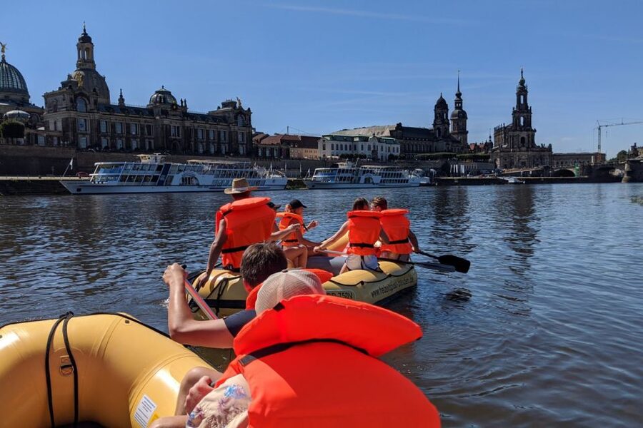 Dresden: Private Inflatable Boat Tour with Beer Garden Stop - Why the Elbe is the right place to see Dresden