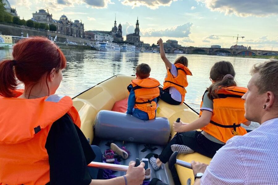 Dresden: Private Inflatable Boat Tour with Beer Garden Stop - What the $32 price really gets you