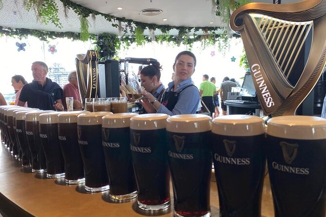 Dublin Guinness Storehouse, Molly Malone Statue and Book of Kells - The guide can shape the whole morning