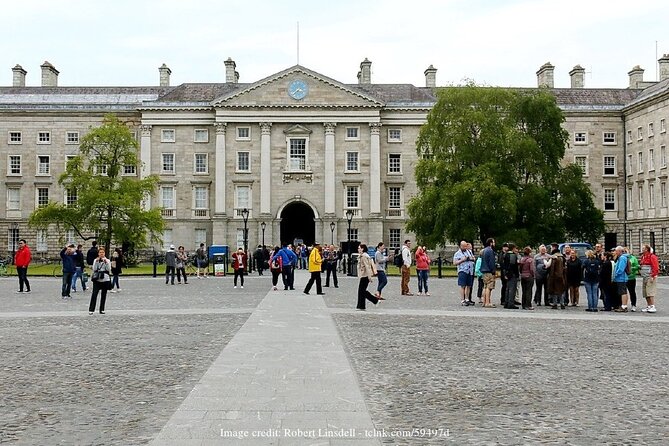 Dublin in a Day Private Tour: Book of Kells & Guinness Storehouse - A compact route through Dublin’s old center