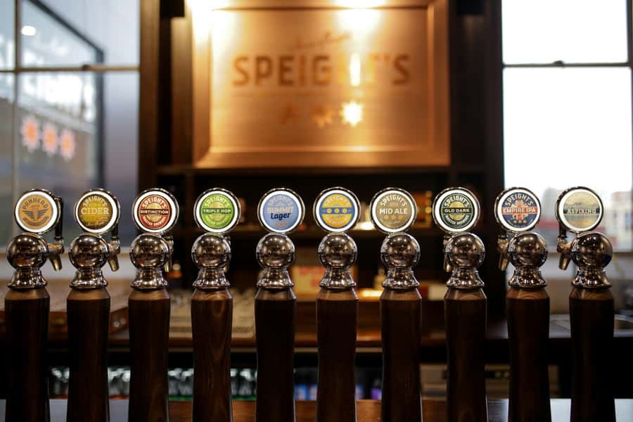 Dunedin: Speight's Brewery Guided Tour with Tasting - Comparing Old Equipment with Modern Production