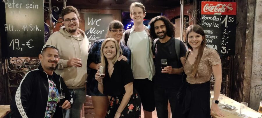 Düsseldorf: Guided Beer Tour with 4 Beers & a Flexible Route - Who will get the most from this tour