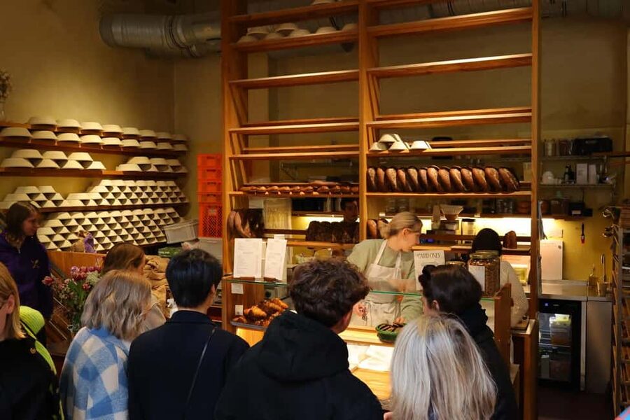 Eating Berlin: City Center Food & Beer Tour - The Guide Can Shape the Experience