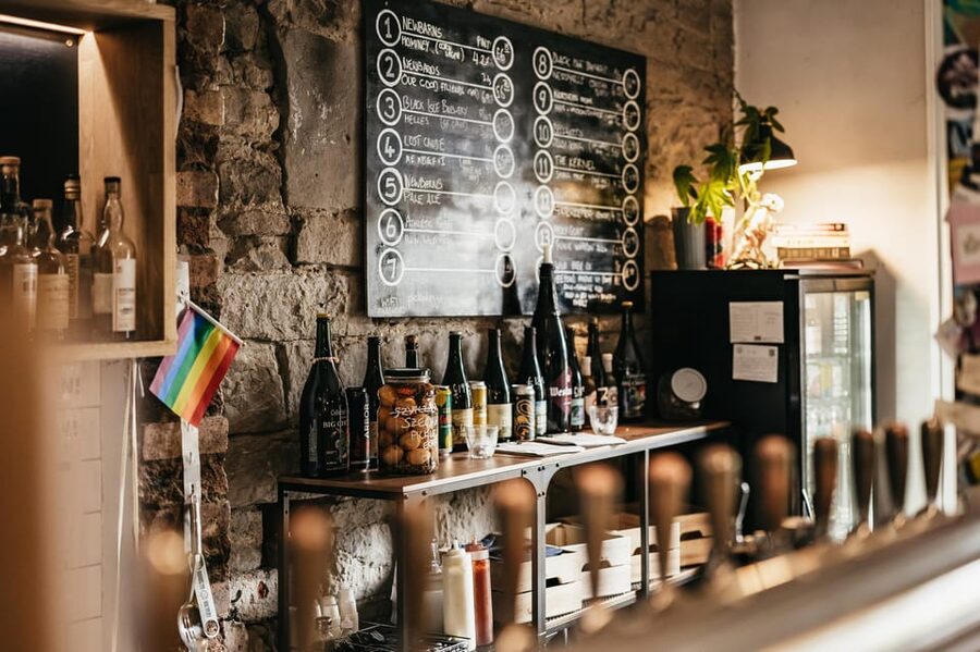 Edinburgh: Pubs and History Guided Walking Tour with Beer - Is $62 good value?