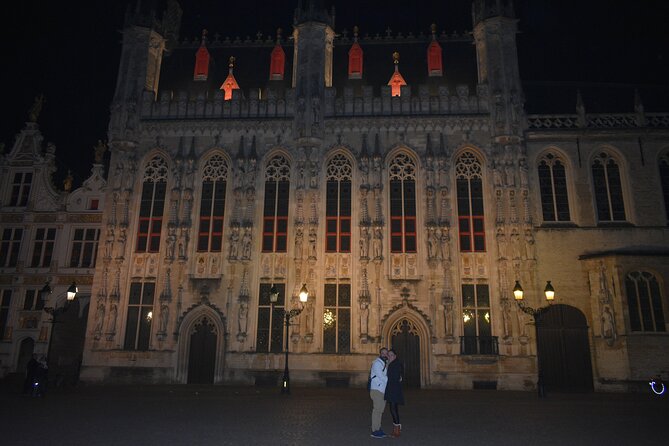 Evening Delights: Bruges Tour with Beer & Chocolate - Markt and the Story of Medieval Trade