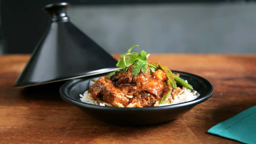 Fez Nights: Tasting Moroccan Wine, Beer & Traditional Dinner - A rooftop evening in the heart of Fez