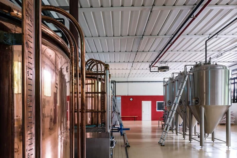 Follina: Visit to a craft brewery, 3 beers and local specialities ITA - Inside the Birra Follina production workshop