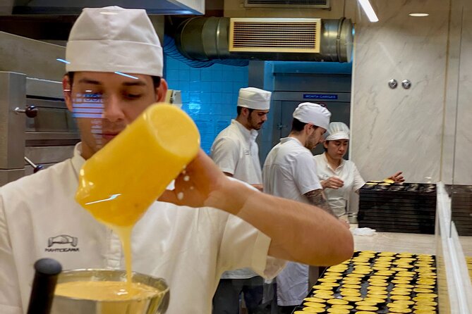 Food Tour: Wine, Beer & Liquor - Porto’s Secret Spots - Traditional restaurants instead of a standard tourist menu