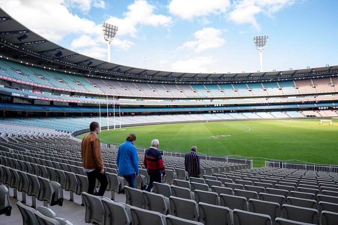 Full-Day Sports and Beer Tour of Melbourne with Lunch - Driving the Albert Park Grand Prix circuit