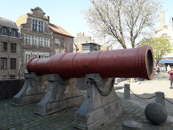 Ghent: Beer and Sightseeing Adventure - The old port, guildhouses, and Castle of the Counts