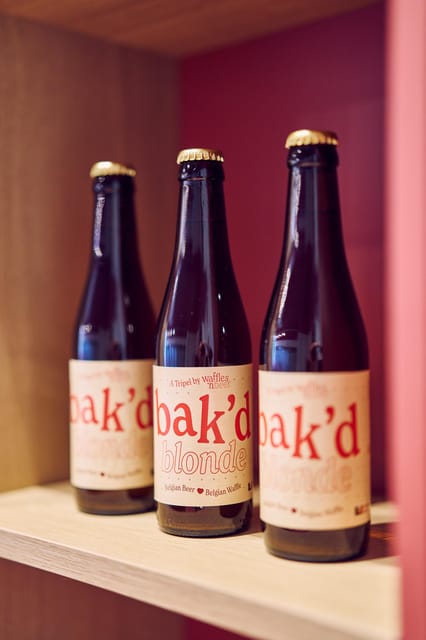 Ghent: Belgian Waffle-Making Workshop with Beer Tasting - What the 90-minute schedule feels like