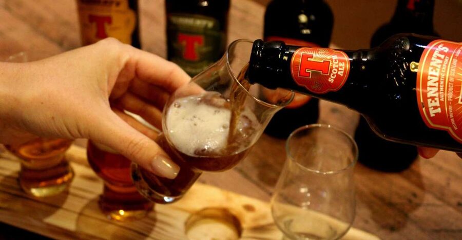 Glasgow: Beer Flight with a Haggis Taster in a Glasgow pub - What the one-hour schedule feels like
