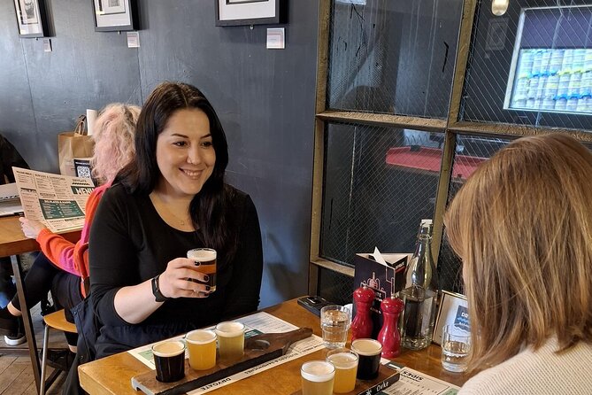 Glasgow City Bike Tour and Craft Beer Experience - The West End: university, Kelvingrove, and leafy paths