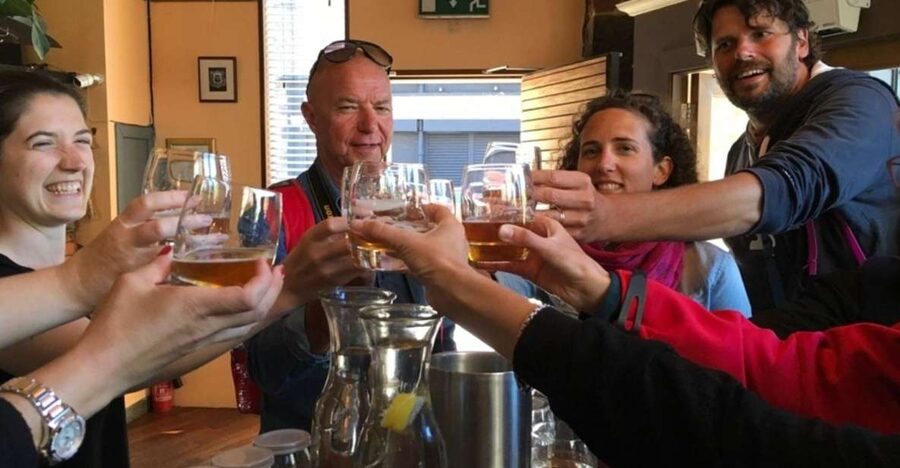 Glasgow: Pubs & History Guided Walking Tour with Beer - What £62 buys you in practical terms