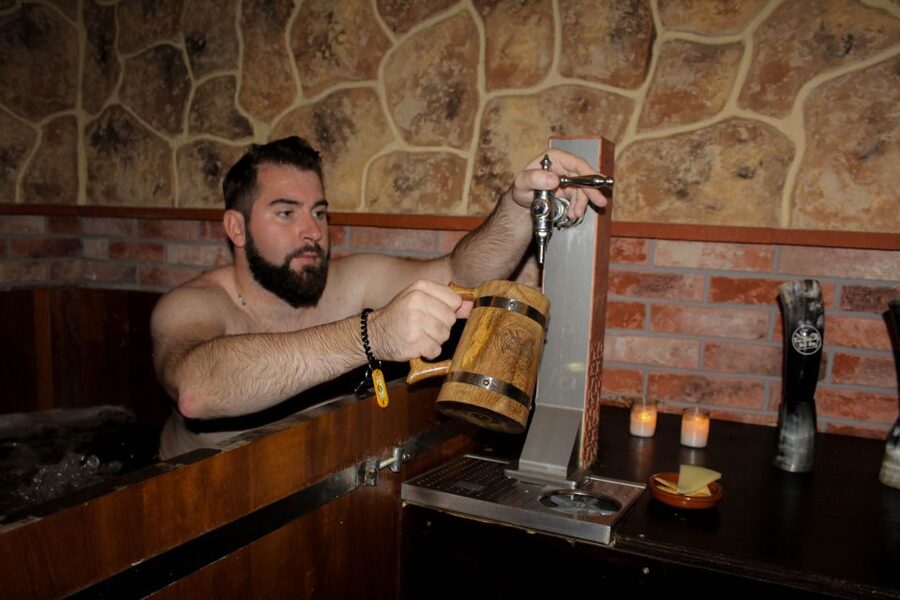 Granada: Beer Spa Experience with Tastings and Snacks - The beer sauna and what it adds