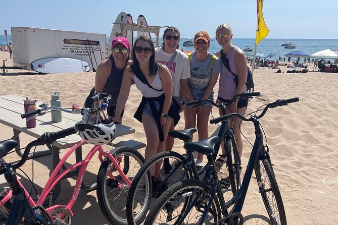 Grand Haven Afternoon Guided Bike & Beer Tour - 3 Hours - A three-hour ride through Grand Haven’s best contrasts