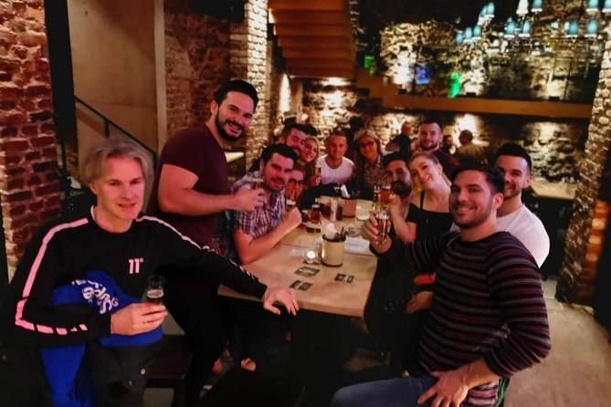 Guided Brewhouse Walking Tour in Cologne - Stop four: Bierhaus en dr Salzgass