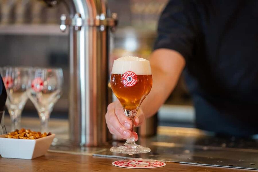 Haarlem: Local Craft Beer Tasting In The Famous 'Jopenkerk' - What happens during the one-hour tasting