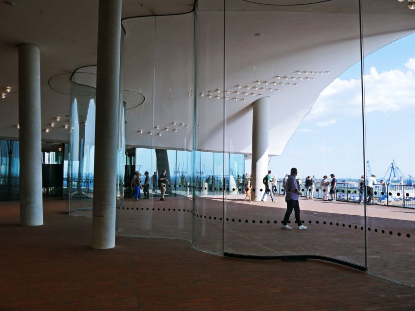 Hamburg: Elphi Plaza Guided Tour with Störtebeker Beer - Views across the harbor and city