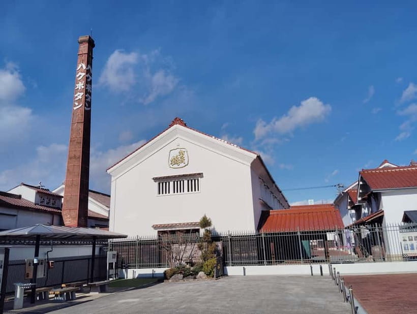 Hiroshima: Saijo Sake Tasting at 7 Breweries Guided Tour - Who will enjoy this Saijo outing most?