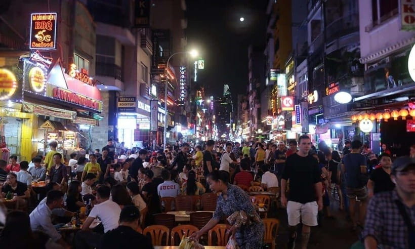 Ho Chi Minh: Tasty Vegan Food and local Beer by Motorbike - What makes this vegan night tour worth considering