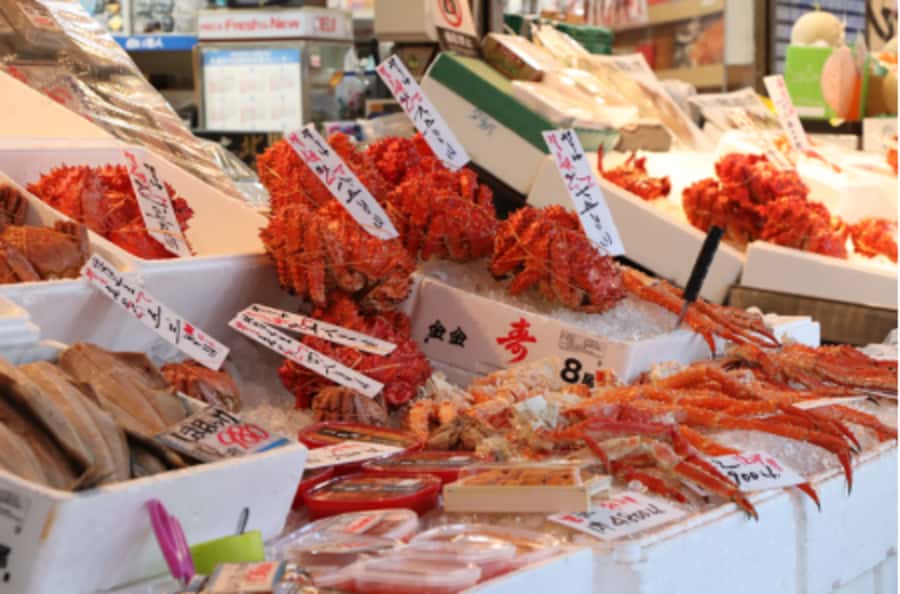Hokkaido Sapporo :Hill of Buddha, Beer Museum & Fish Market - Shiroi Koibito Park, cookies, and a family-friendly change of pace