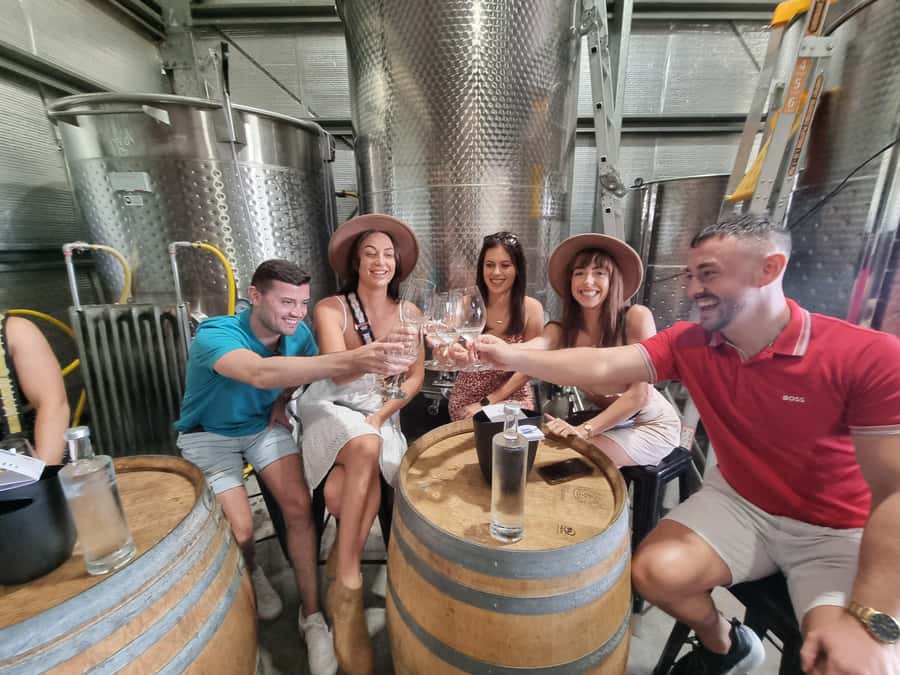 Hunter Valley: Beer & Wine Group Tour - Spirits at a local family distillery