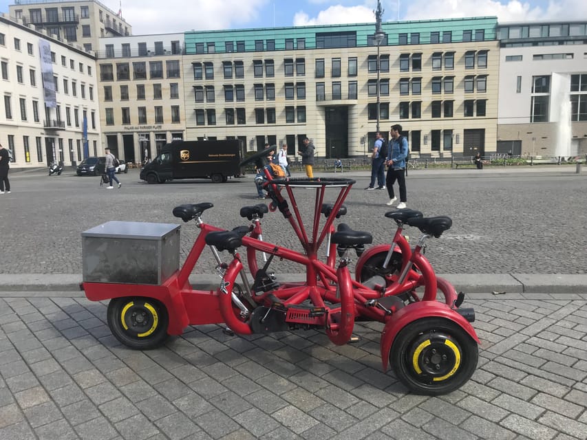 Jetbike Berlin fun bike beer bike - Who will enjoy this Berlin ride?