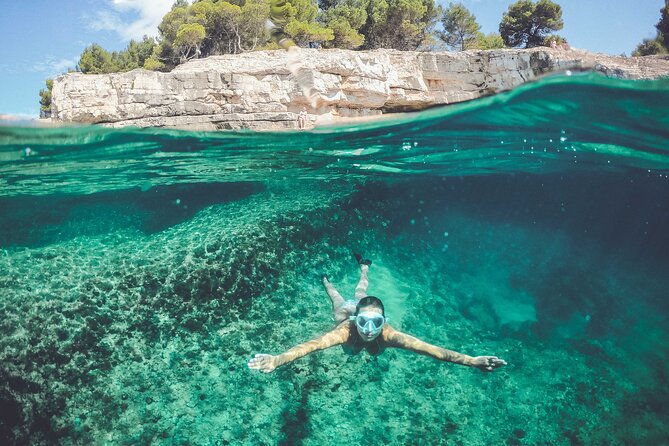 Kayak tour in Pula to Valley of Tears/free drinks+photos included - Who will enjoy this three-hour outing