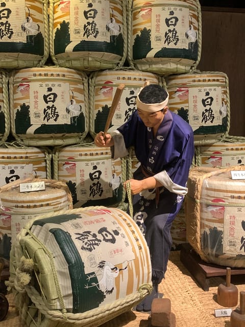 Kobe: Sake Brewery Tour with Tasting and Kobe Beef Bites - Kobe Beef Nigiri in Chinatown