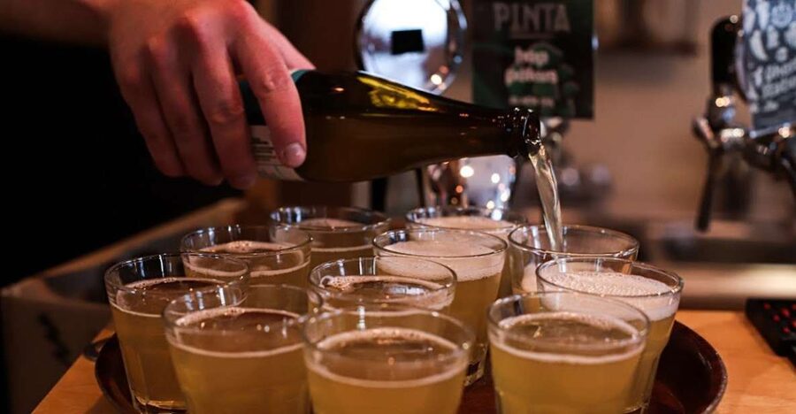 Krakow: Craft Beer Tasting City Walking Tour - Eight beers, 100 milliliters at a time