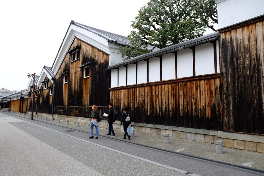 Kyoto: Insider Sake Brewery Tour with Sake and Food Pairing - Who should book this Fushimi experience?