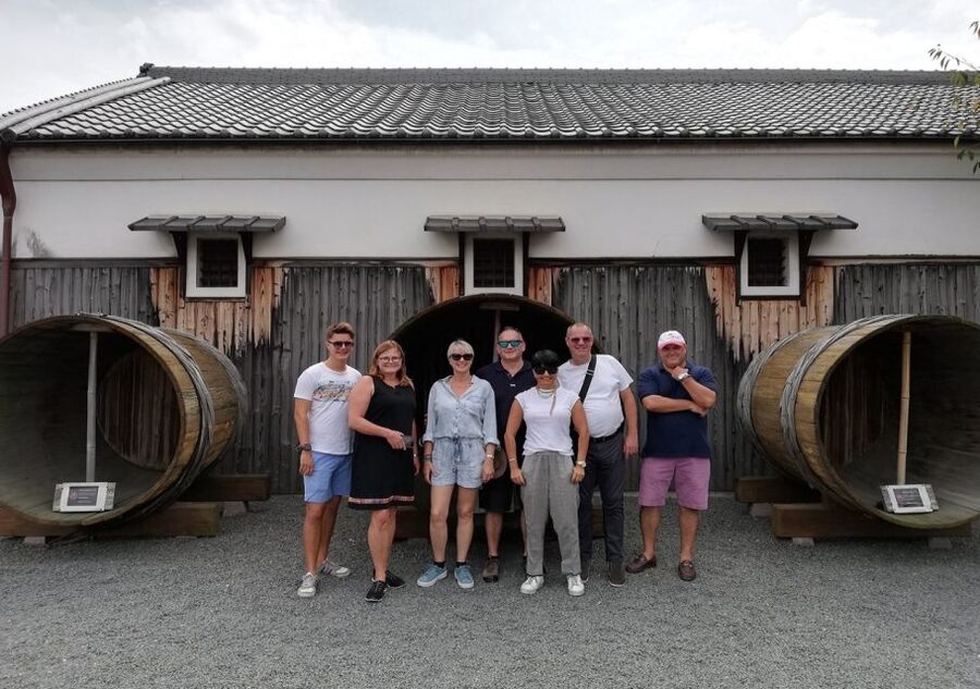 Kyoto Sake Brewery Tour - Walking into Fushimi’s sake quarter